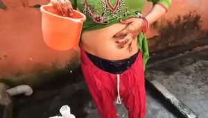 Desi village MILF nangi aurat bathing outdoor